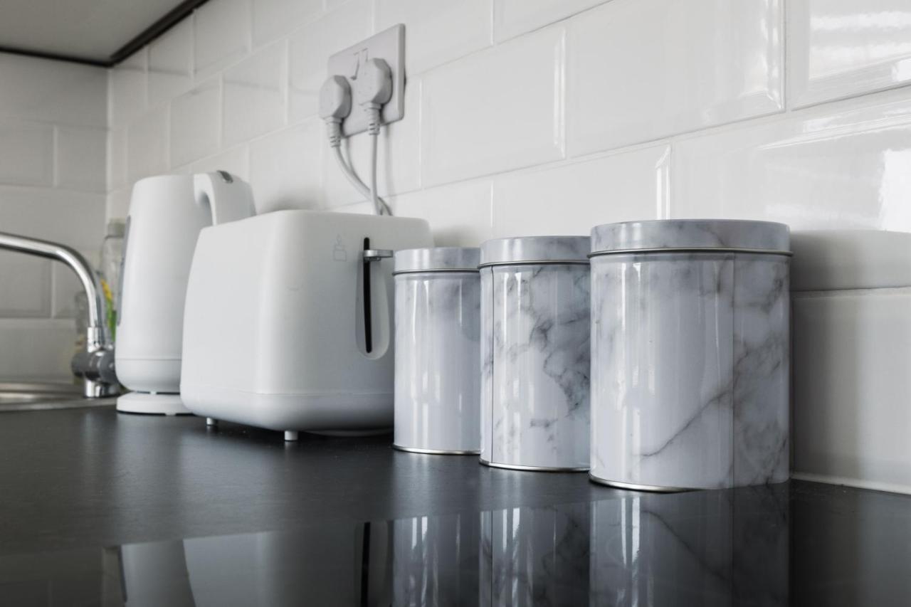 203, The Kove, West Hill Road Apartment บอร์นมัธ ภายนอก รูปภาพ