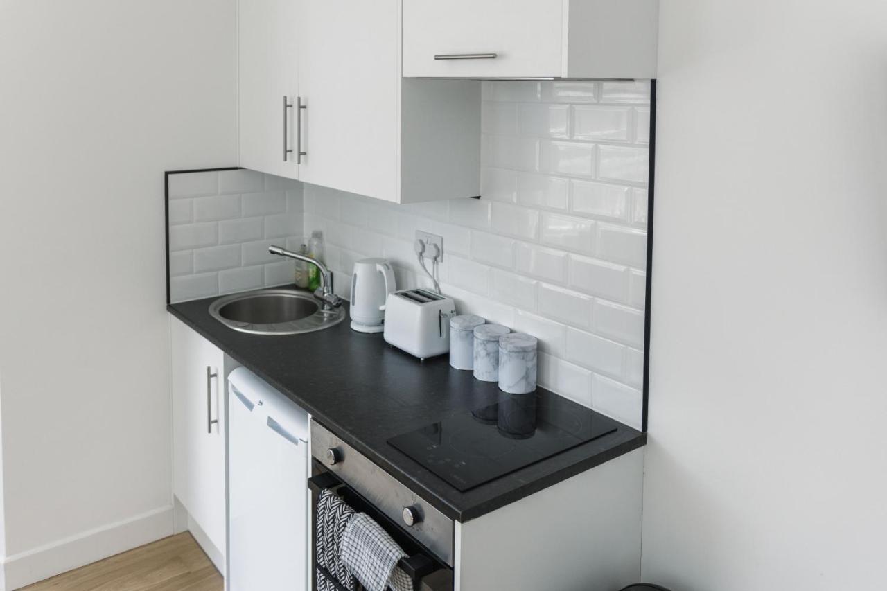 203, The Kove, West Hill Road Apartment บอร์นมัธ ภายนอก รูปภาพ